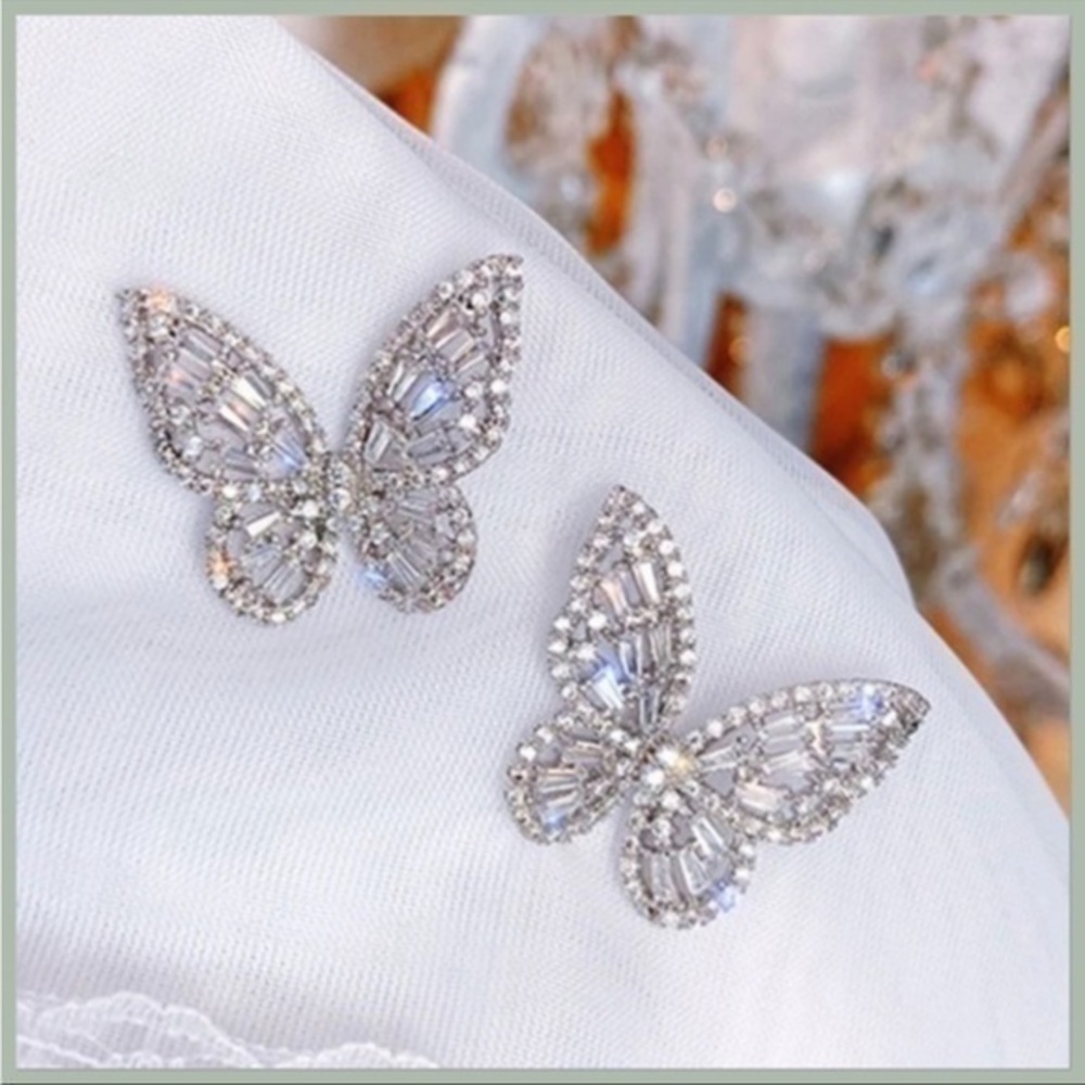 Butterfly stud earrings